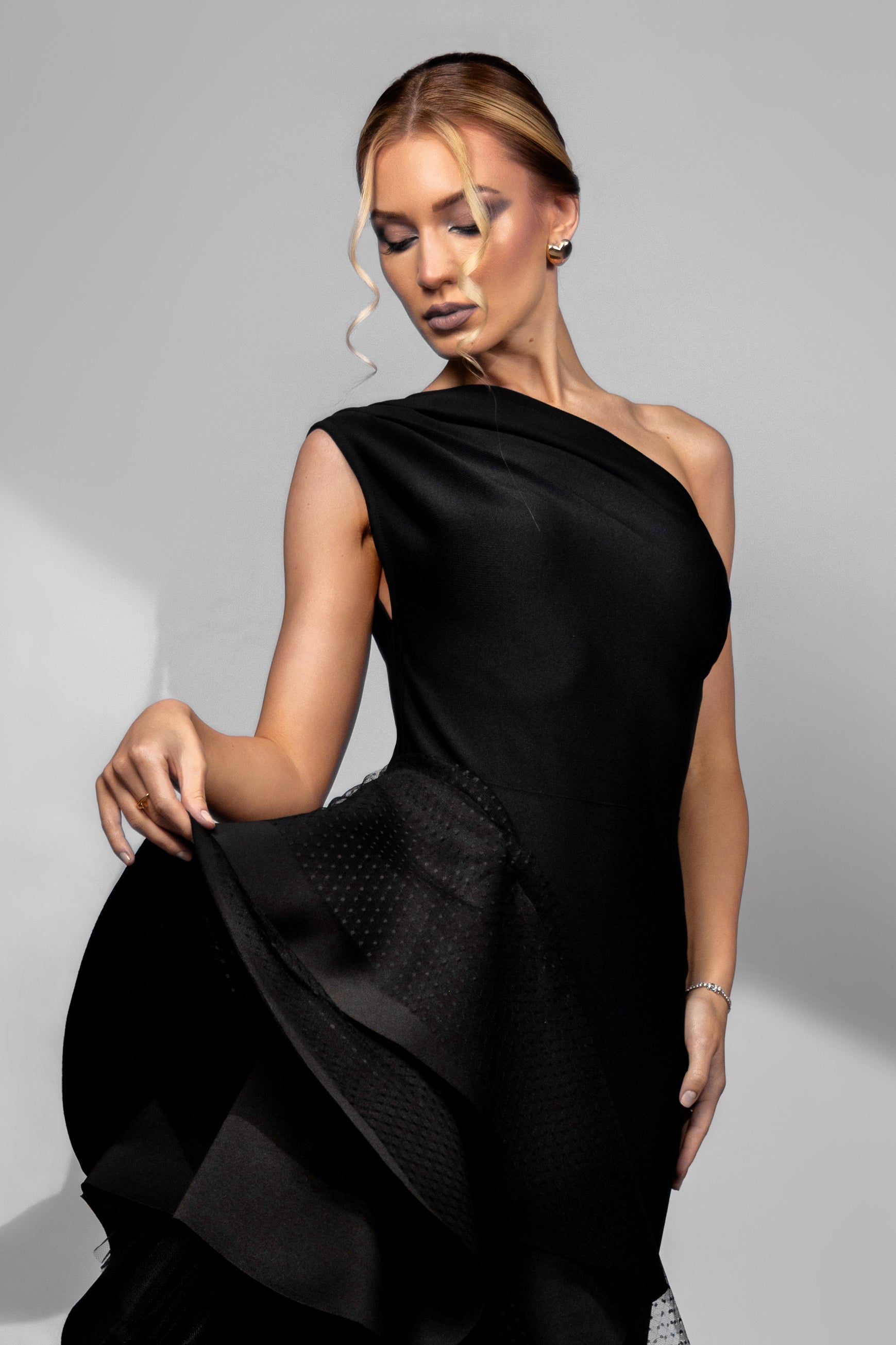 Obsidian Flow Dress-thumbmail-4